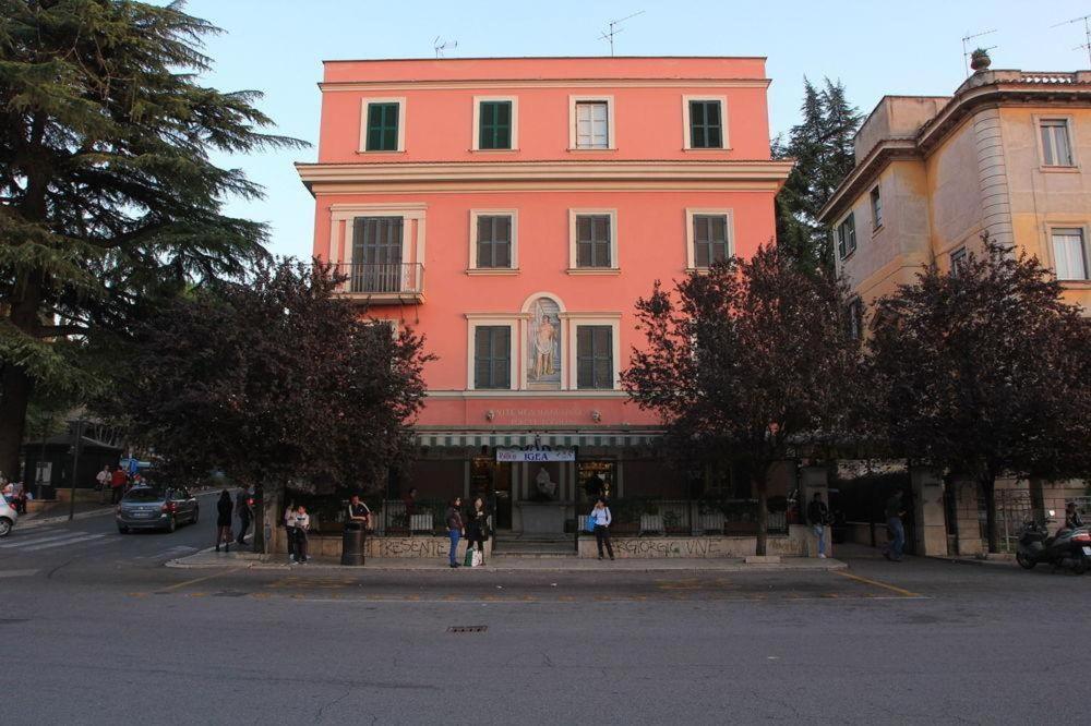 Palazzo Santori Hotel Tivoli Luaran gambar